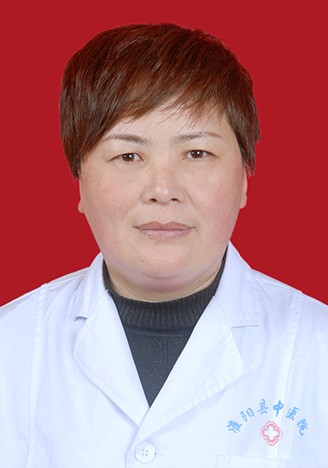 屈爱英
